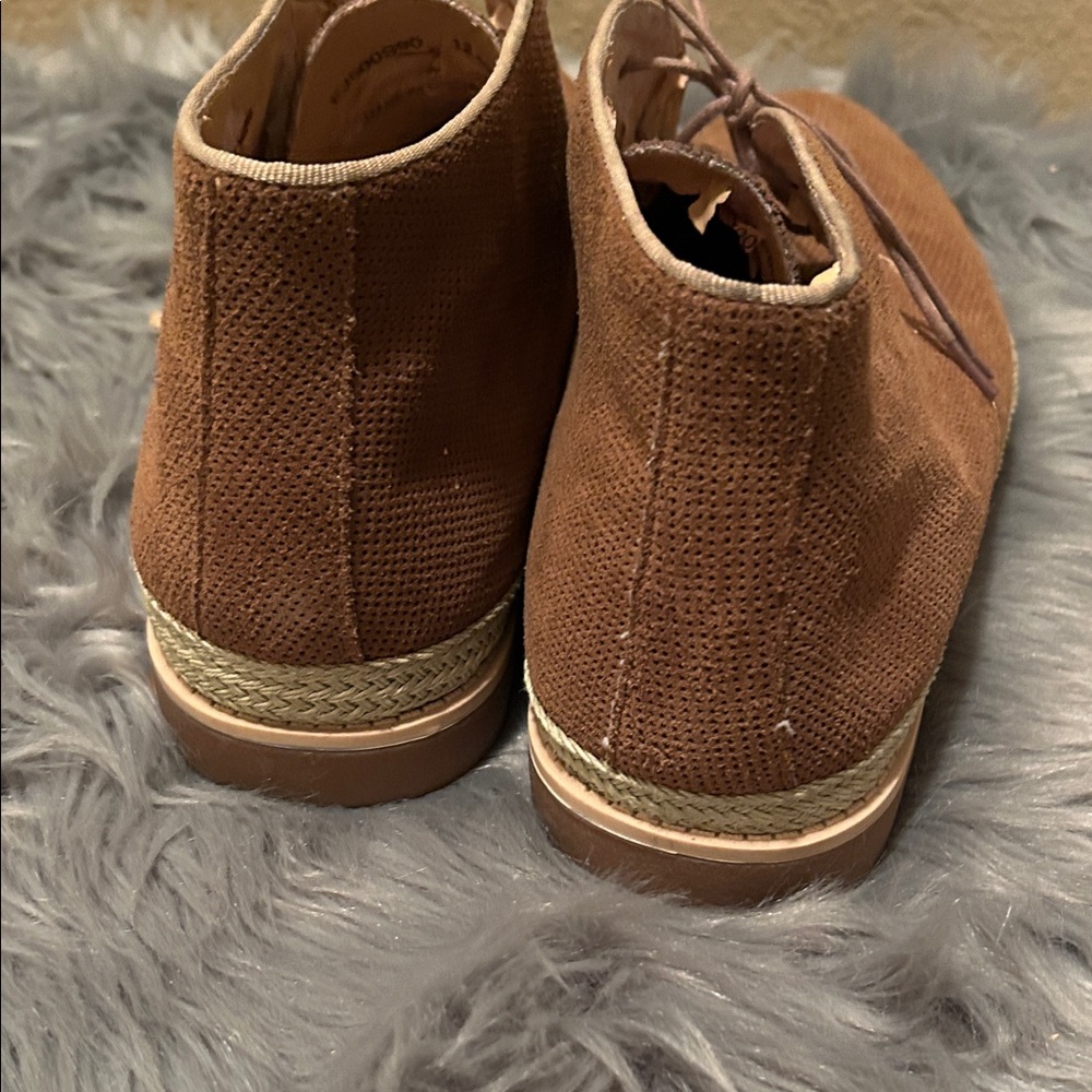 English Laundry Men's Chukka Boots in Navy and Brown - Picture 10 of 15